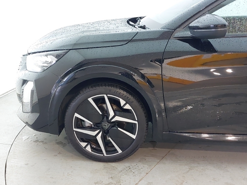 Peugeot 208 Allure White #19