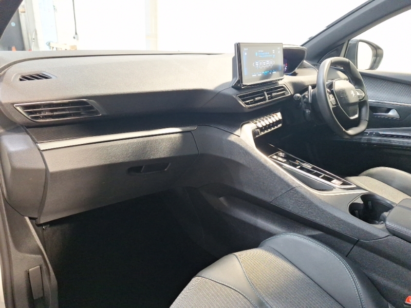 Peugeot 3008 1.2 Hybrid 136 Allure E-dsc6 White #5