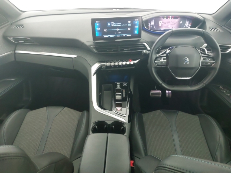 Peugeot 3008 1.5 Bluehdi Allure Premium Eat8 Black #3