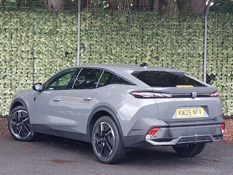 Peugeot 408 1.2 Hybrid 136 Gt E-dsc6 Grey #2
