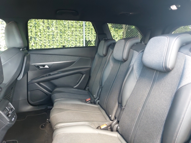 Peugeot 5008 1.5 Bluehdi Gt Line Eat8 Black #6