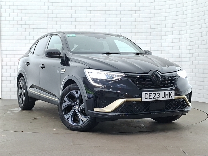 Renault Arkana 1.6 E-tech Full Hybrid 145 Engineered Black