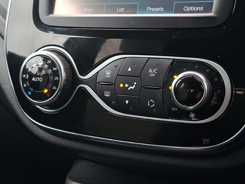 Renault Captur 1.5 Dci Energy Iconic Suv Edc Ss 90 Brown #17
