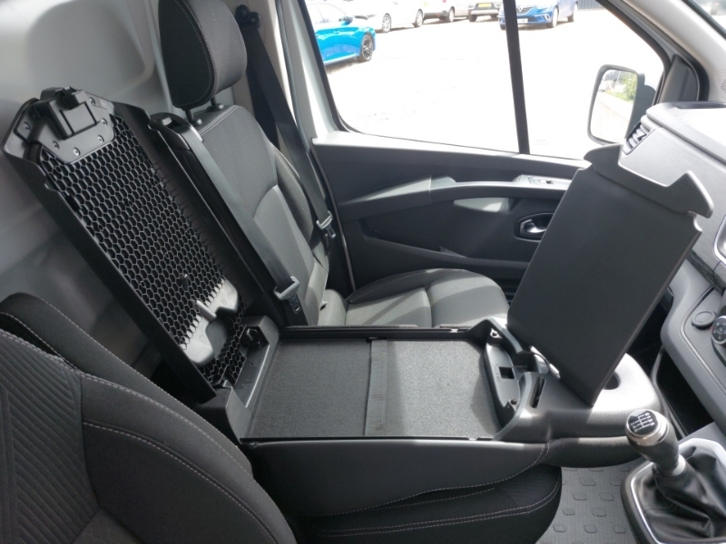 Renault Trafic 2.0 Dci Blue 30 Advance Crew Van Lwb Euro 6 Ss #17