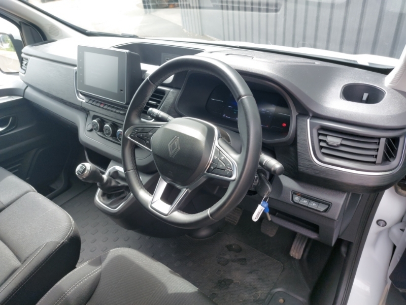 Renault Trafic Ll30 Blue Dci 130 Extra Safety Van White #3