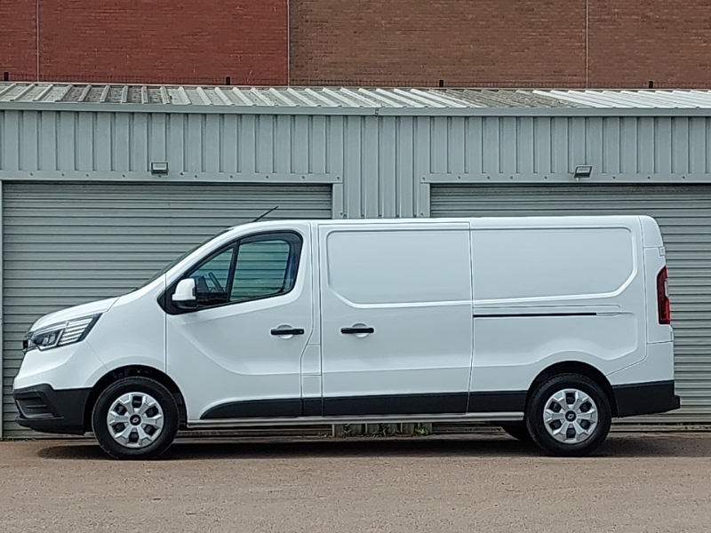 Renault Trafic Ll30 Blue Dci 130 Advance Safety Van White #4