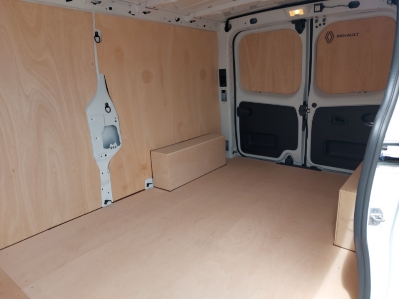 Renault Trafic Ll30 Blue Dci 130 Advance Safety Van White #6