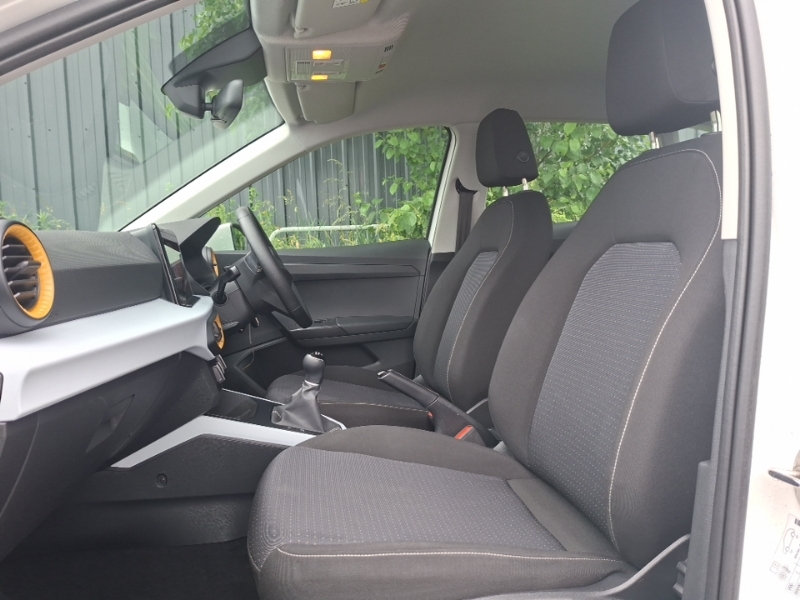 Seat Arona 1.0 Tsi Se Technology White #5