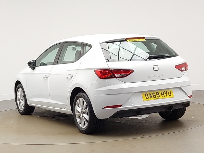 Seat Leon 1.5 Tsi Evo Se Ez DA69HYU White #2