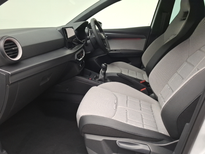 Seat Ibiza 1.0 Tsi 95 Fr First Edition White #5