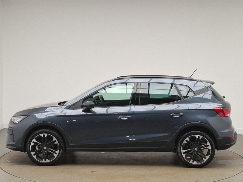 Seat Arona 1.0 Tsi 115 Fr Sport Dsg Grey #4