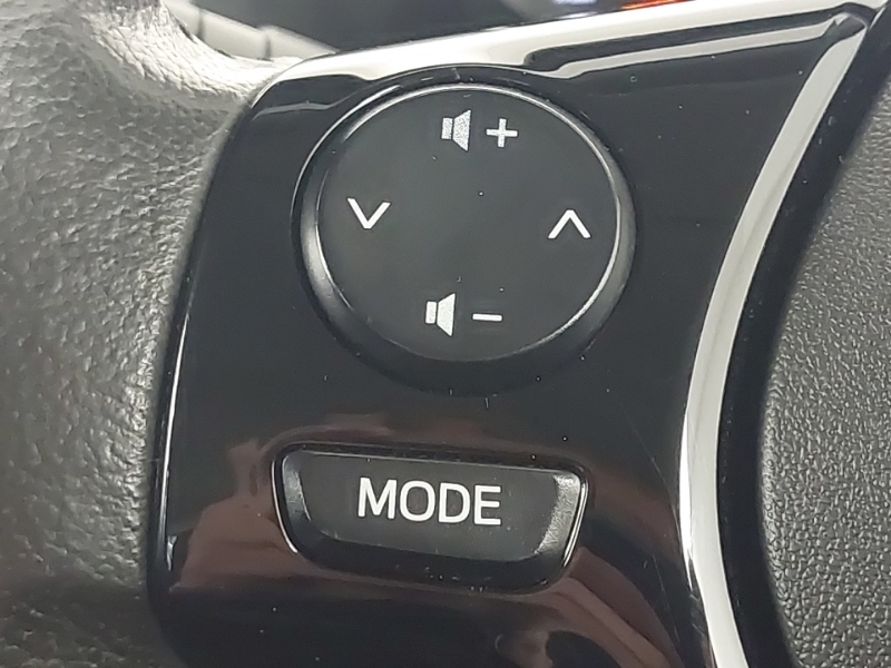 Toyota Aygo X-play Silver #12