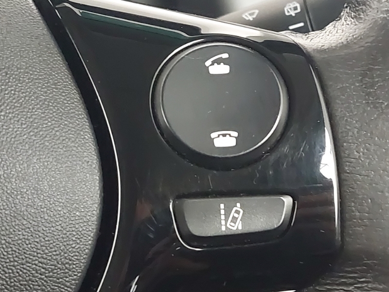 Toyota Aygo X-play Silver #13