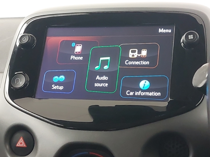 Toyota Aygo X-play Silver #17