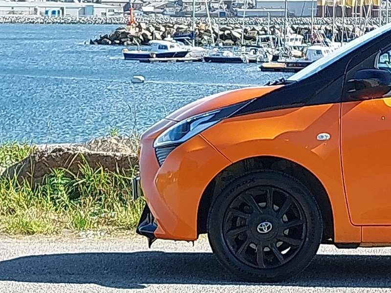 Toyota Aygo X-trend Red #19