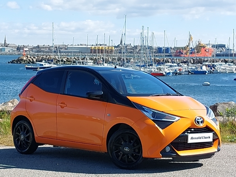 Toyota Aygo X-trend Red #7