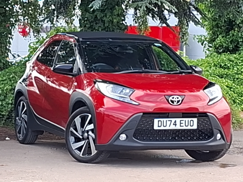 Toyota Aygo X 1.0 Vvt-i Edge Red
