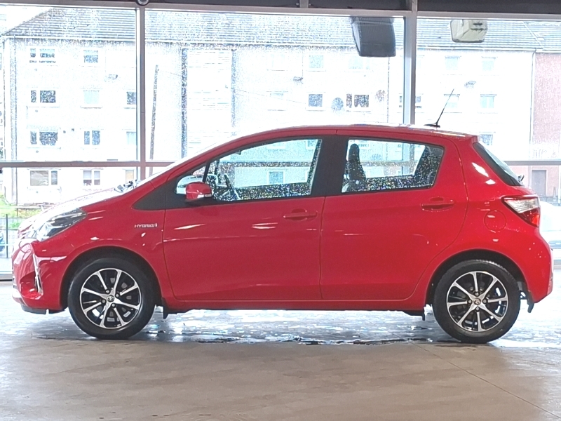 Toyota Yaris Vvt-i Icon Tech Silver #4