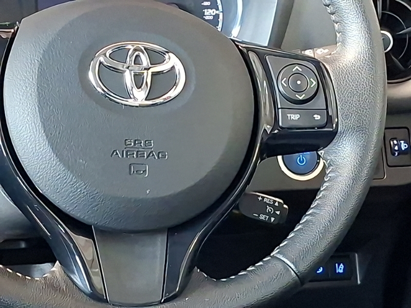 Toyota Yaris Vvt-i Icon Tech Silver #13