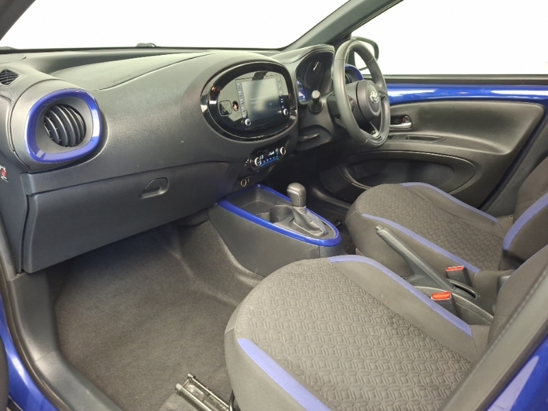 Toyota Aygo X 1.0 Vvt-i Air Edition FG72WLL Blue #5