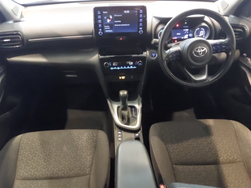 Toyota Yaris Cross 1.5 Hybrid Icon Cvt Grey #3