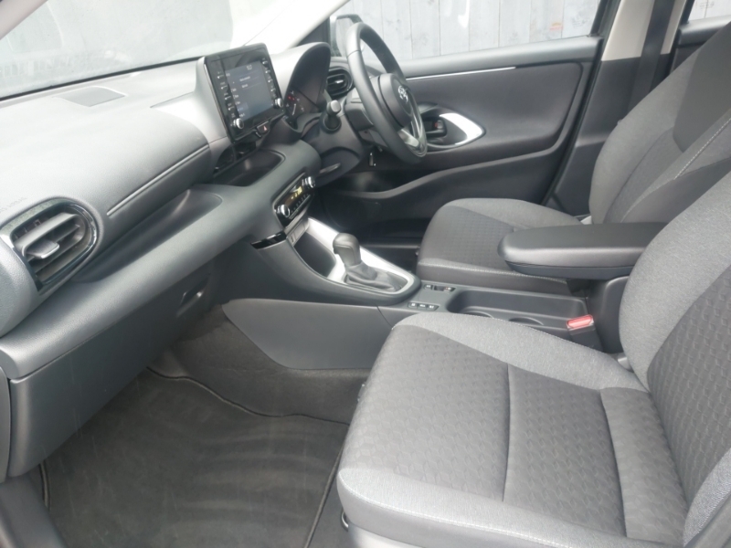 Toyota Yaris 1.5 Hybrid Icon Cvt Grey #5