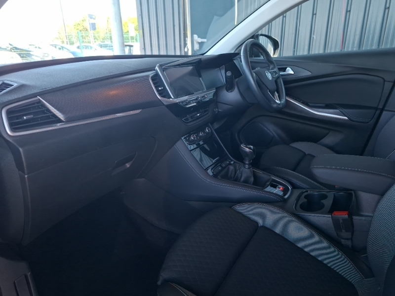 Vauxhall Grandland 1.2 Turbo Elite NA72HYP Black #5