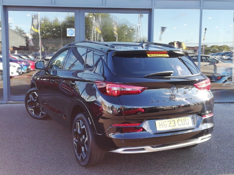 Vauxhall Grandland 1.2 Turbo Ultimate Black #2