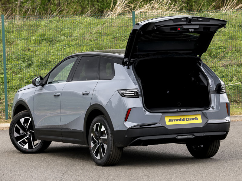 Vauxhall Grandland Ultimate Black #18