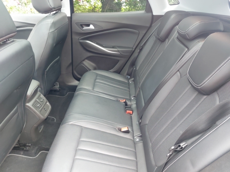 Vauxhall Grandland X 1.2 Turbo Elite Nav Green #6