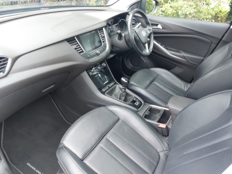 Vauxhall Grandland X 1.2 Turbo Elite Nav Green #5