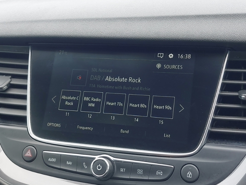 Vauxhall Grandland X Se White #11