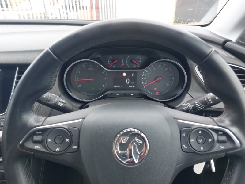 Vauxhall Grandland X Se White #12