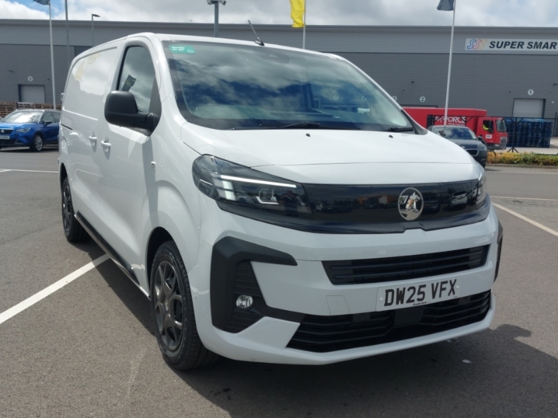 Vauxhall Vivaro 1.5 Turbo D 120 Pro H1 Van White