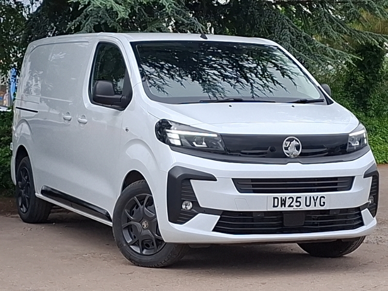 Vauxhall Vivaro 1.5 Turbo D 120 Pro H1 Van White