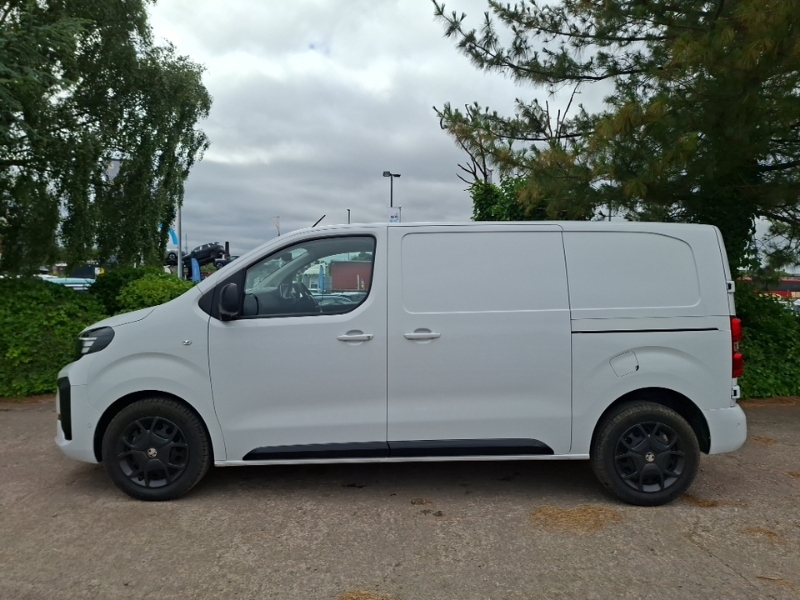 Vauxhall Vivaro 1.5 Turbo D 120 Pro H1 Van White #4