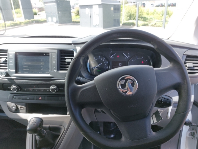 Vauxhall Vivaro 3100 2.0D 120Ps Sportive H1 Van White #8