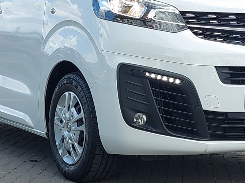 Vauxhall Vivaro 3100 2.0D 120Ps Sportive H1 Van White #20