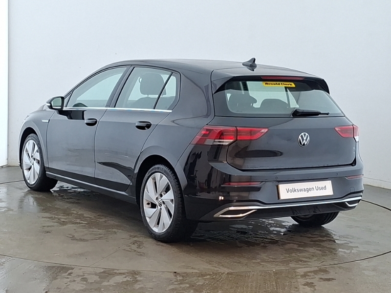 Volkswagen Golf 1.5 Tsi 150 Style Black #2