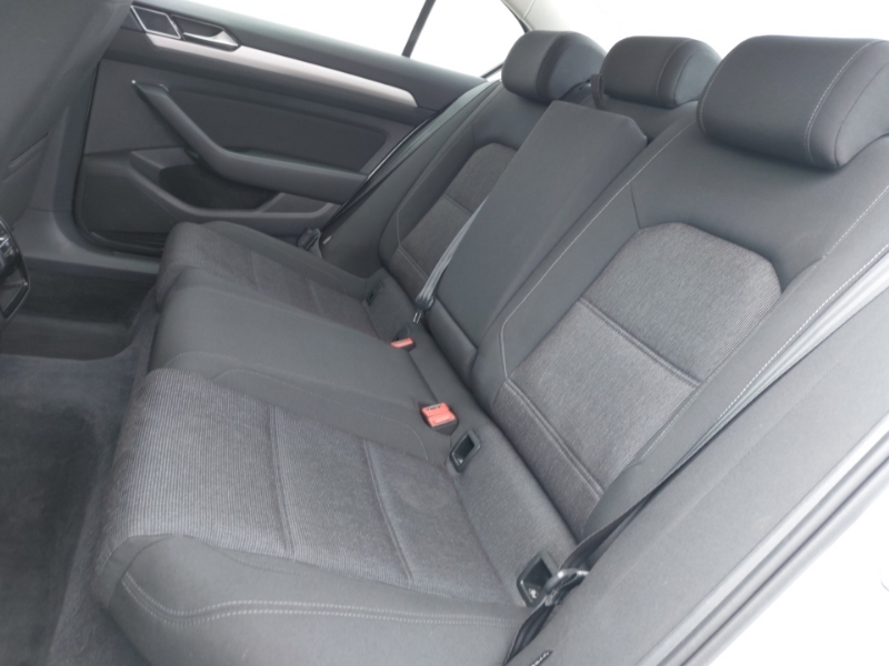 Volkswagen Passat 1.6 Tdi Se Silver #6