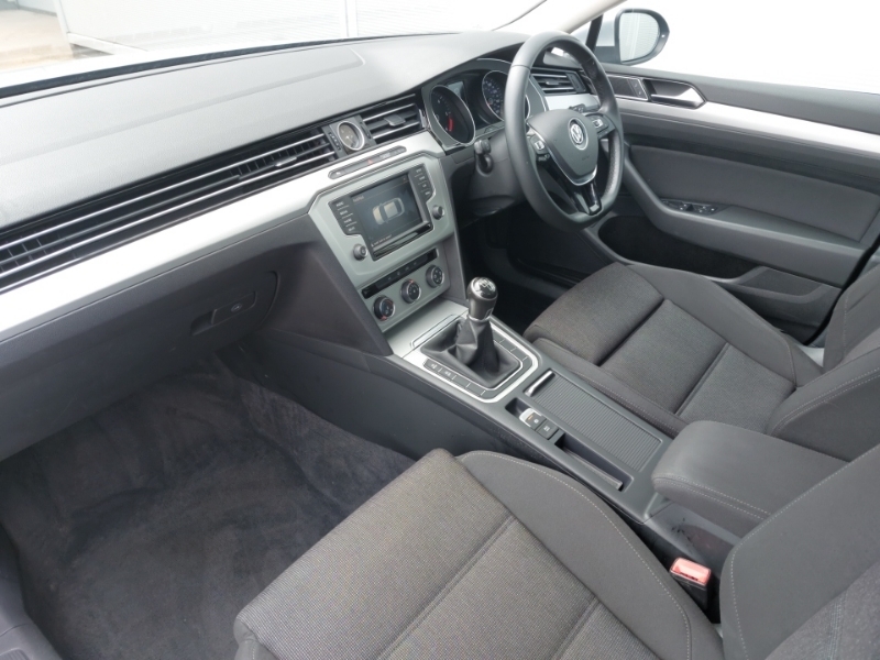 Volkswagen Passat 1.6 Tdi Se Silver #5