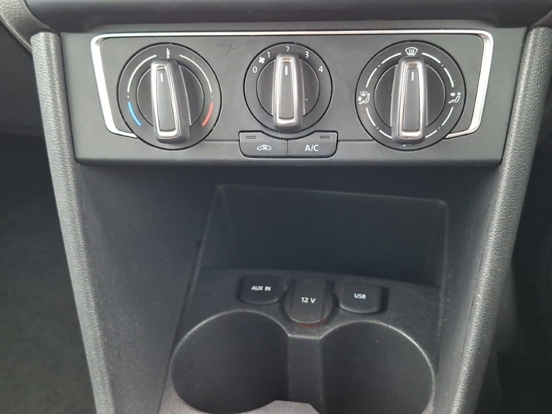 Volkswagen Polo Blue #15
