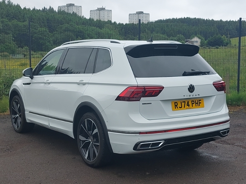 Volkswagen Tiguan Allspace 1.5 Tsi R-line Dsg White #2