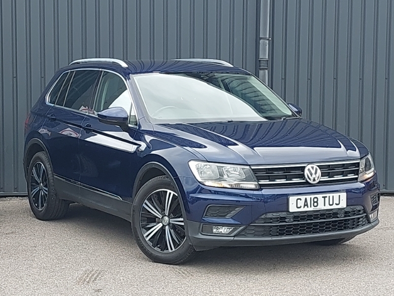 Volkswagen Tiguan Se Navigation Tsi Bluemotion Technology Black #1