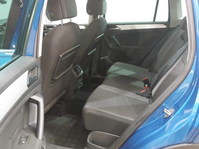 Volkswagen Tiguan 2L Match Black #6