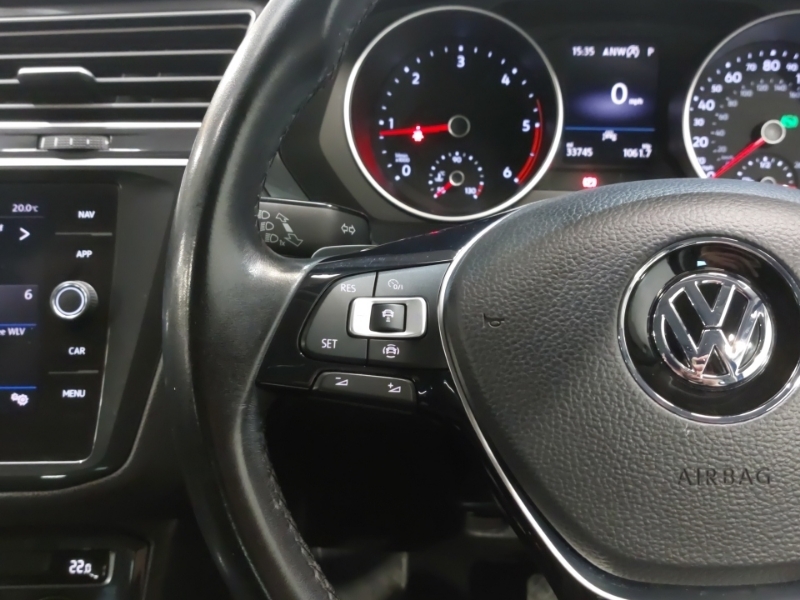 Volkswagen Tiguan 2L Match Black #12