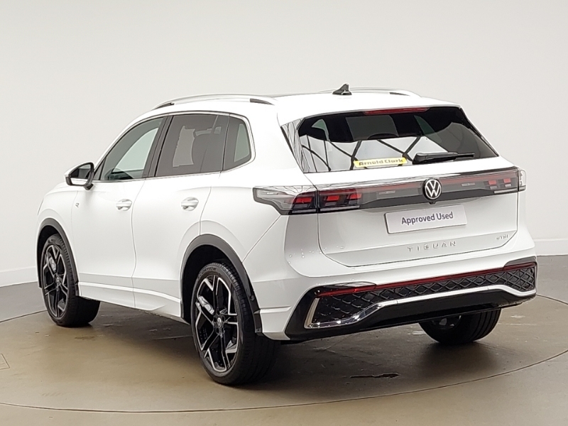 Volkswagen Tiguan 1.5 Etsi 150 R-line Dsg White #2