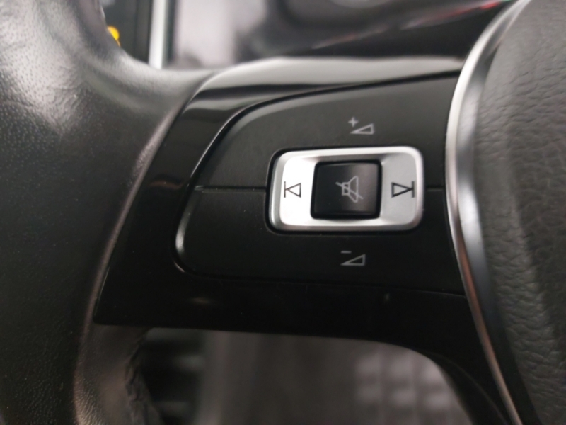 Volkswagen e-Up E-mark 1 Facelift 2 5-Dr 2020 E-82ps  #12