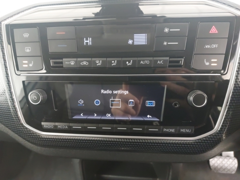 Volkswagen e-Up E-mark 1 Facelift 2 5-Dr 2020 E-82ps  #10