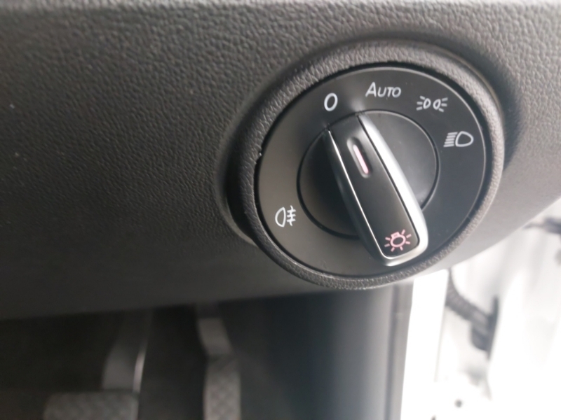 Volkswagen e-Up E-mark 1 Facelift 2 5-Dr 2020 E-82ps  #15